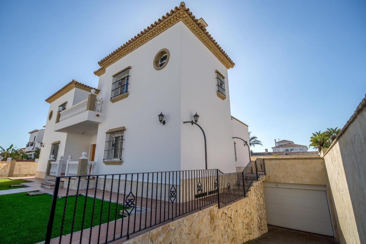 Chalet adosado Atalaya P Conil De La Frontera Exterior foto